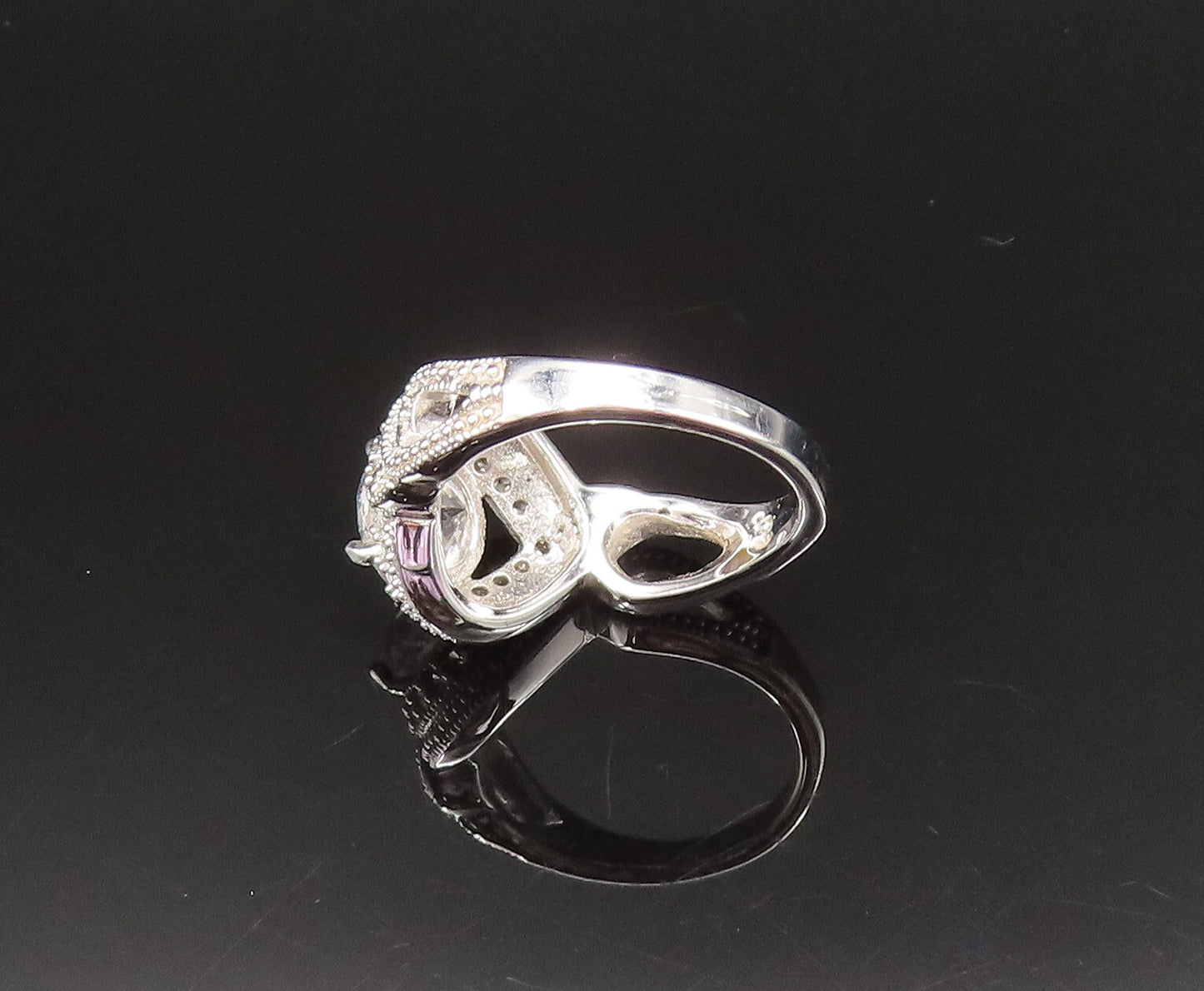 925 Sterling Silver  Vintage Infinity Knot Cubic Zirconia Ring Sz 7.5  RG25503