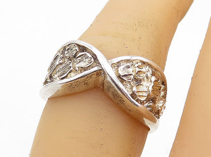 925 Sterling Silver  Vintage Modernist Chiseled Detail Band Ring Sz 7  RG6253