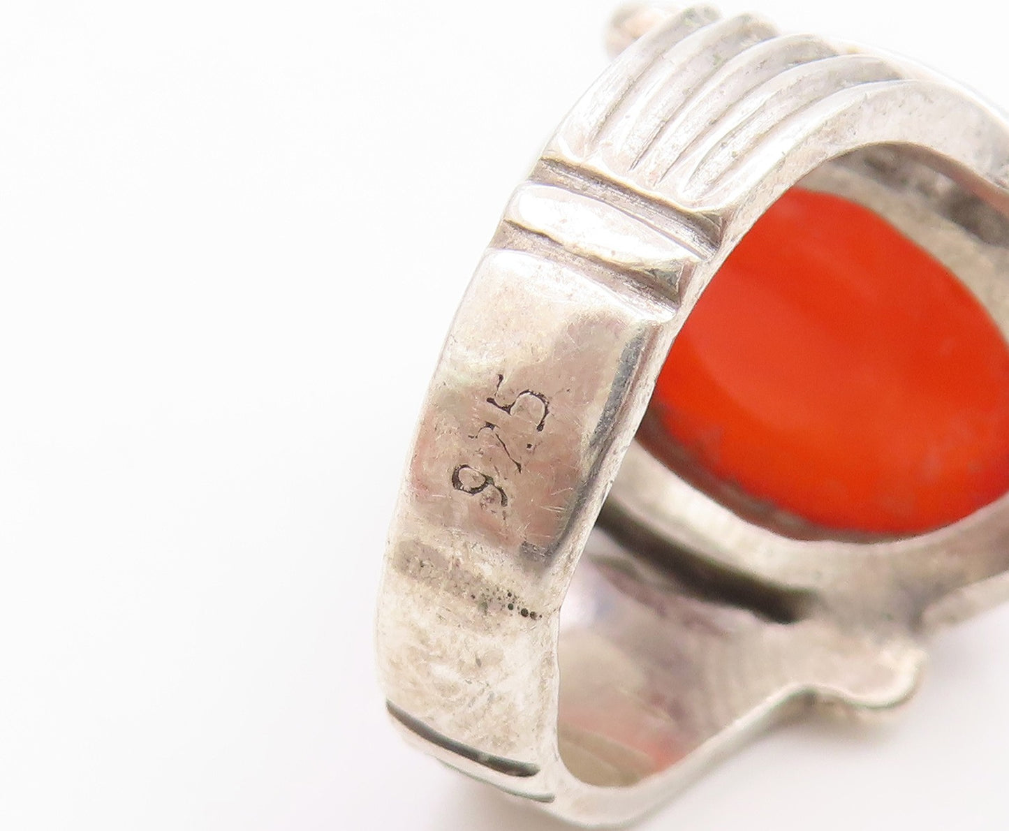 925 Sterling Silver Vintage Ring Oval Carnelian Statement Band  Sz 8.5  RG36148