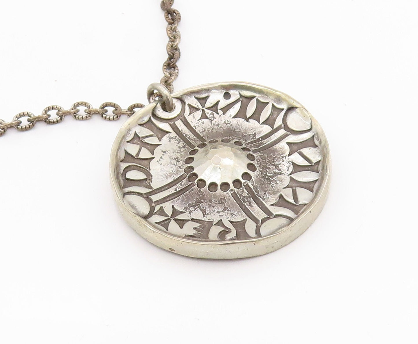 925 Sterling Silver Vintage Necklace ENGLAND Dark Tone Design Carved  NE4441