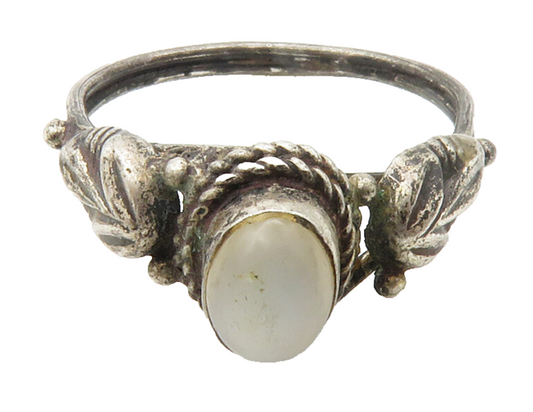 925 Sterling Silver  Vintage Cabochon Milky Quartz Band Ring Sz 6.5  RG14351