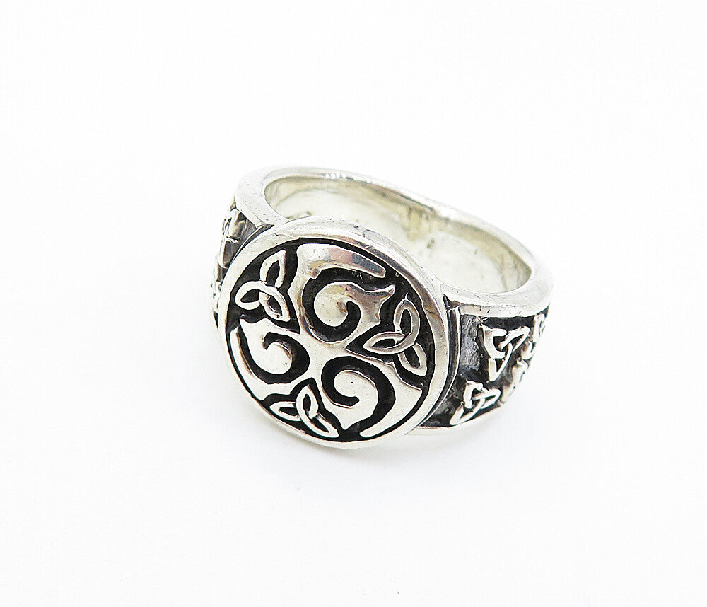 925 Sterling Silver  Vintage Shiny Celtic Knot Detail Band Ring Sz 7  RG7480