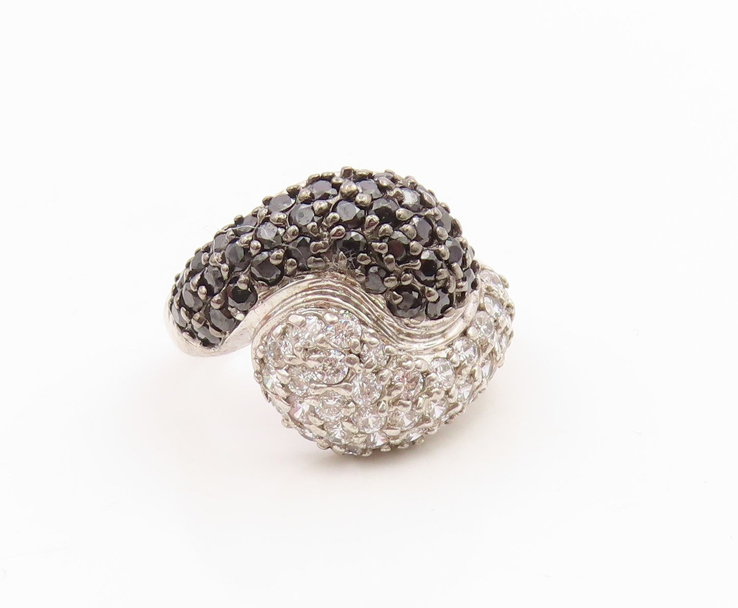 925 Sterling Silver Vintage Ring Modernist Black & White CZ Band  Sz 7  RG35934