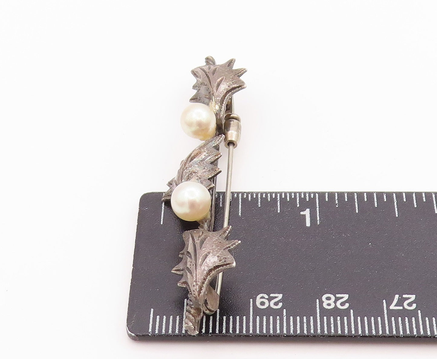 925 Sterling Silver Vintage Brooch Antique Leaved & Pearls Band  BP11717