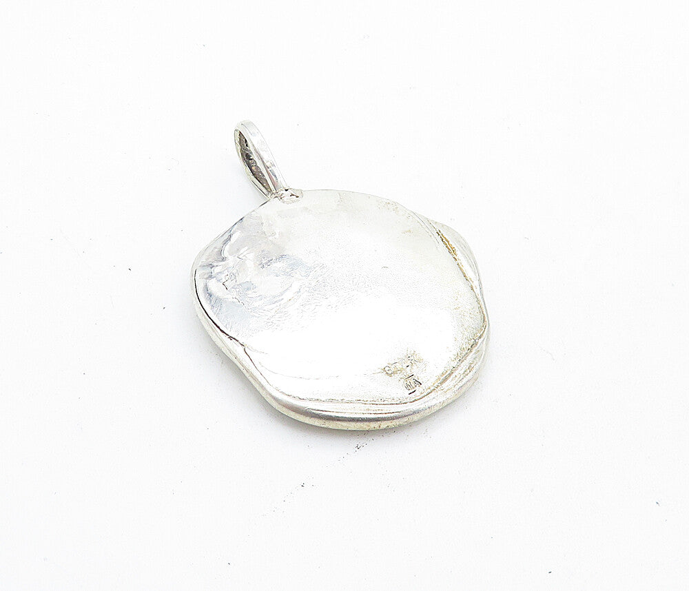 925 Sterling Silver  Vintage Raised Design Shiny Sculpted Pendant  PT5227