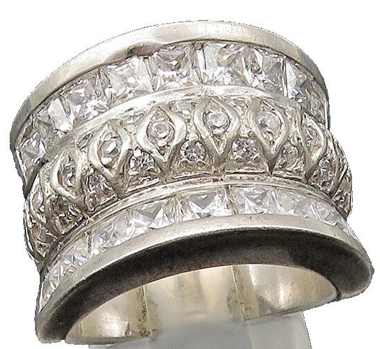 925 Sterling Silver  Vintage Sparkling Cubic Zirconia Band Ring Sz 7  RG22199