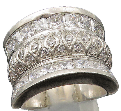 925 Sterling Silver  Vintage Sparkling Cubic Zirconia Band Ring Sz 7  RG22199