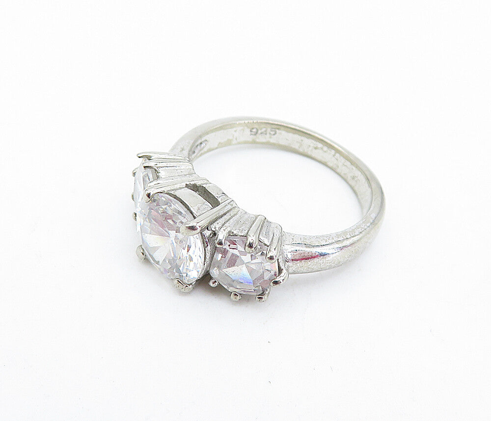 925 Sterling Silver  Vintage Cubic Zirconia 3 Stone Band Ring Sz 7  RG4083