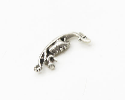 925 Sterling Silver  Vintage Shiny Petite Man On Gondola Boat Pendant  PT14504