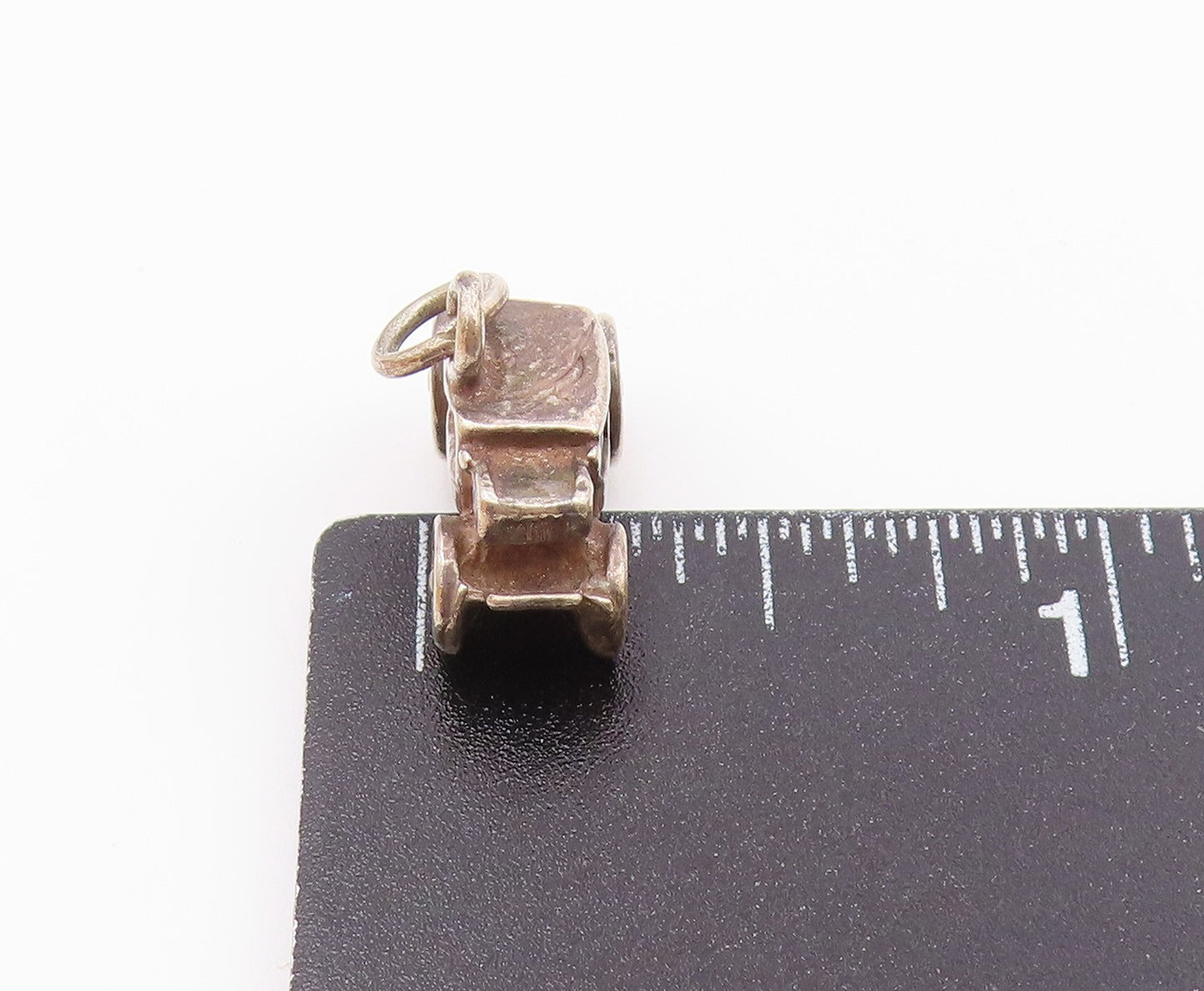925 Sterling Silver  Vintage Petite Old Fashioned Car Pendant  PT18528
