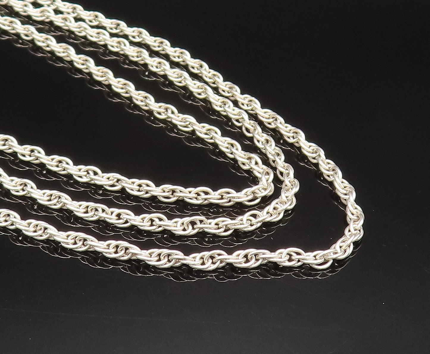 925 Sterling Silver  Vintage Three Strand Twisted Chain Necklace  NE3992