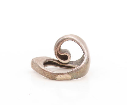 925 Sterling Silver Vintage Ring Dark Tone Etched Swirled Tail  Sz 5.5  RG31497