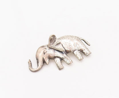 925 Sterling Silver Vintage Brooch Pin Carved Happy Walking Elephant  BP10992