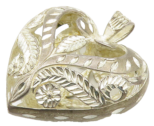 925 Sterling Silver  Vintage Shiny Etched Floral Love Heart Pendant  PT11982