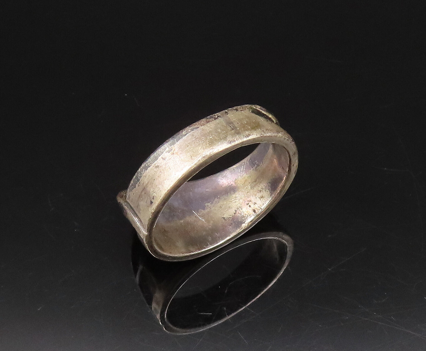 SOUTHWESTERN 925 Silver Vintage Carved Wavy Detail Band Ring Sz 8 RG26070