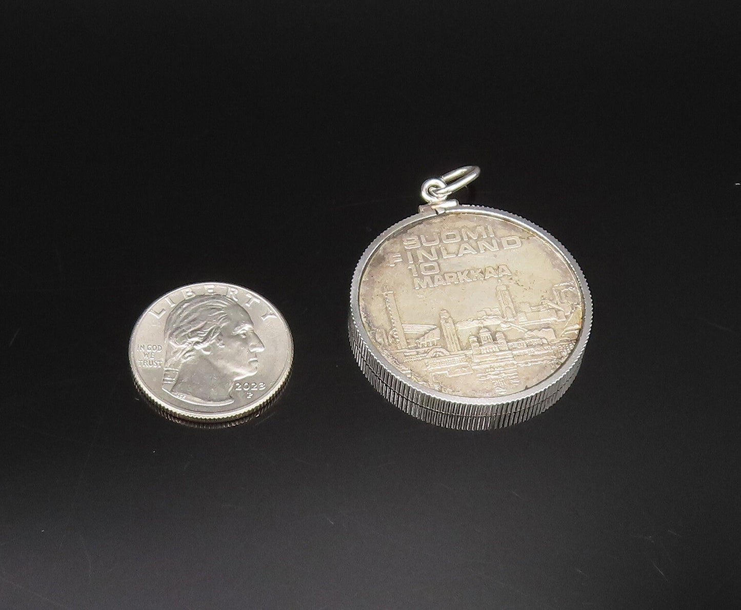 925 Sterling Silver  Vintage Double Sided Suomi Finland Coin Pendant  PT21653