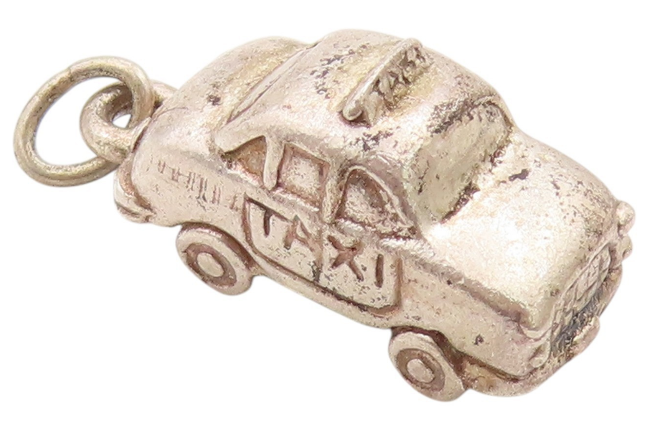 925 Sterling Silver Vintage Pendant 3D Carved New York Taxi Charm  PT24676