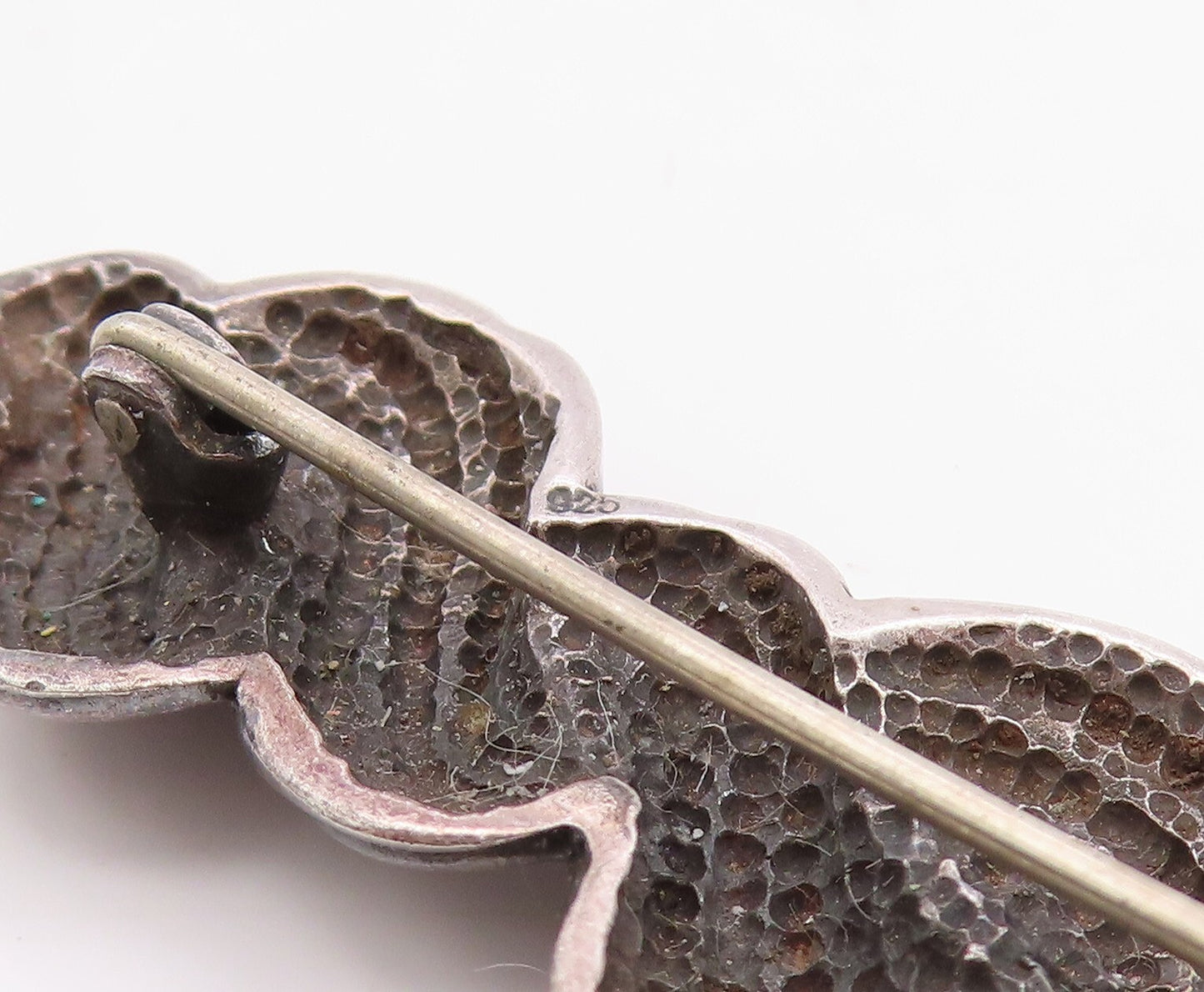 925 Sterling Silver Vintage Brooch Dark Tone Thick Twisted Rope Etched  BP11475