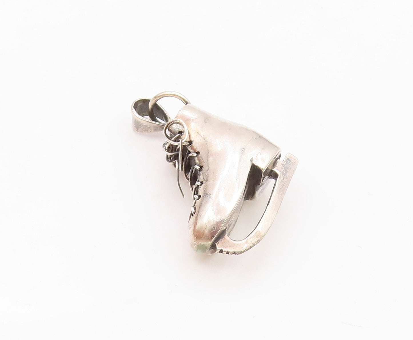 925 Sterling Silver  Vintage Shiny Laced Up Ice Skate Drop Pendant  PT18188