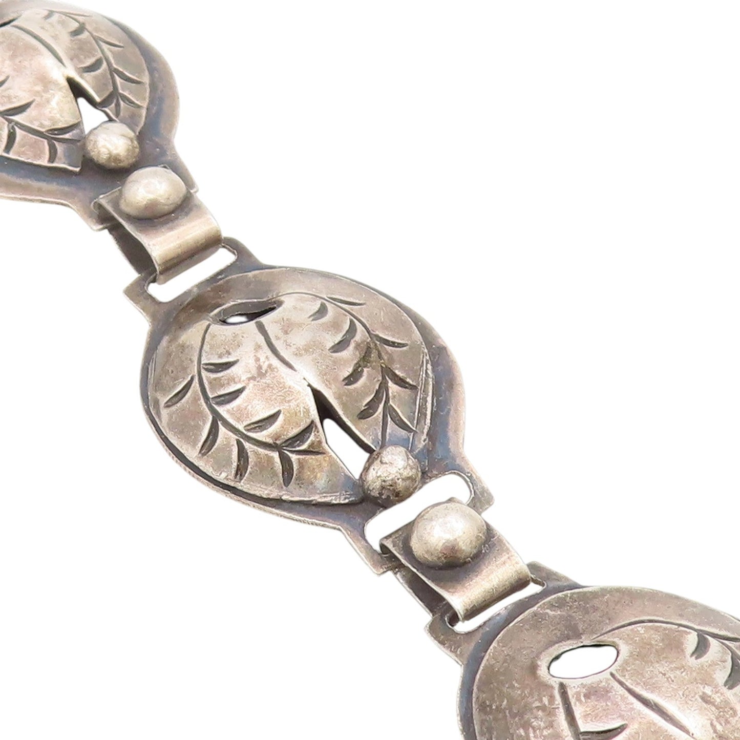 925 Sterling Silver Vintage Bracelet MEXICO Etched Leaf Motif Concho  BT11593