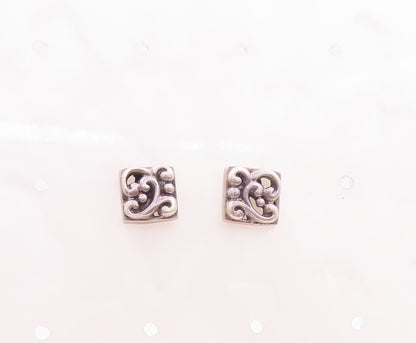 925 Sterling Silver Vintage Earrings Minimalist Swirly cutout Square  EG13133
