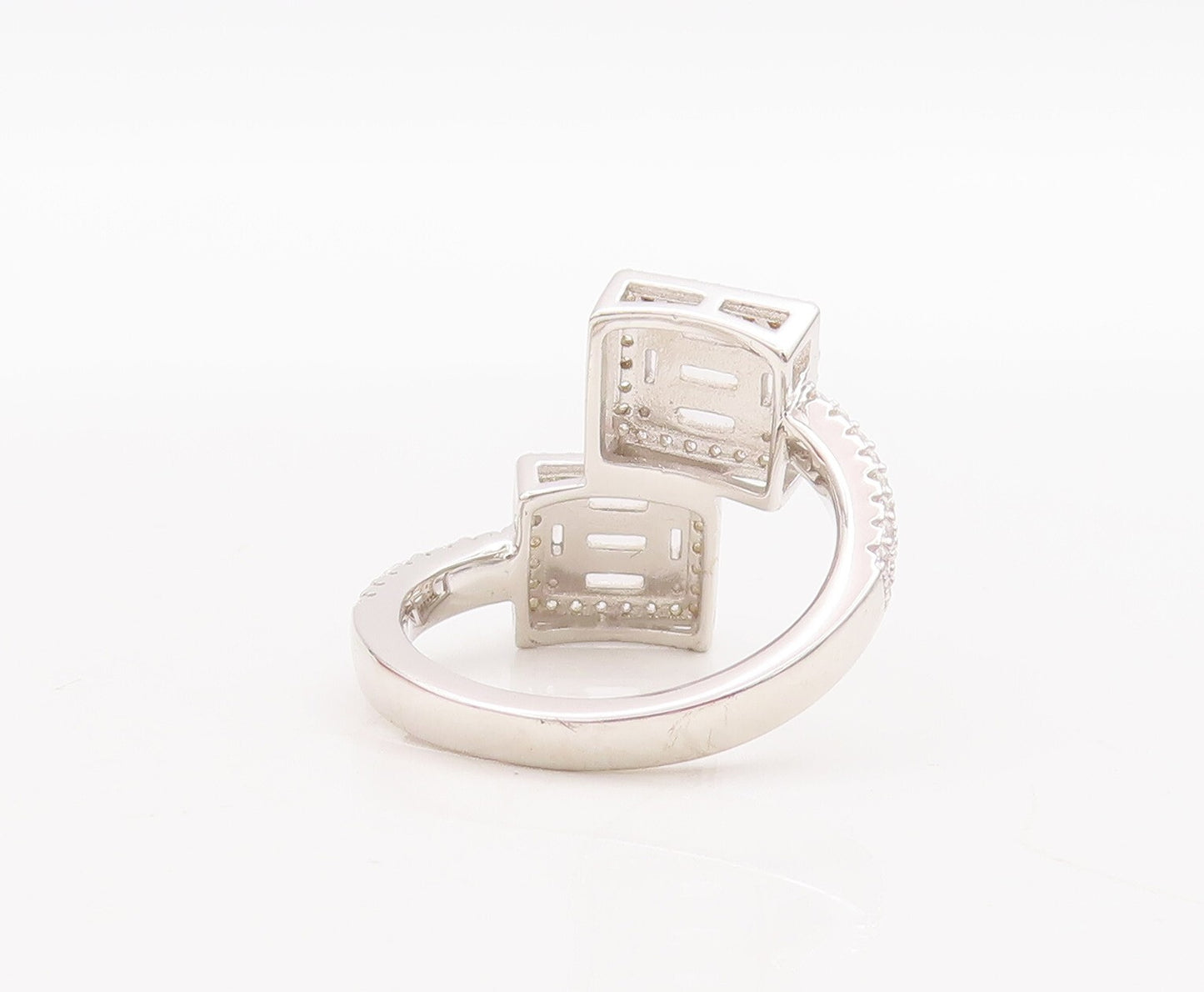 925 Sterling Silver Vintage Ring Square Cut Halo CZ Bypass Band  Sz 7.5  RG29045