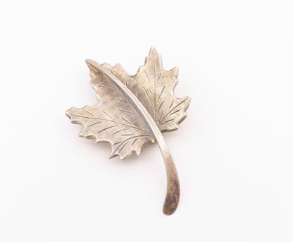 BEAU 925 Sterling Silver  Vintage Etched Single Floral Leaf Brooch Pin  BP7410