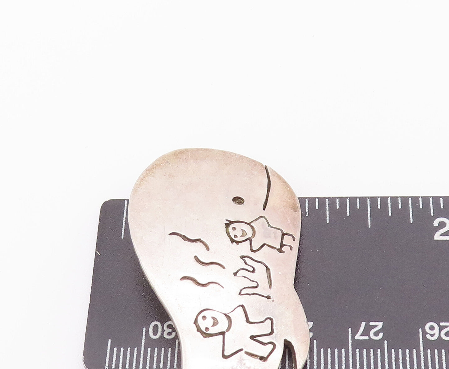 925 Sterling Silver Vintage Brooch Pin MEXICO Happy Etched Delphine  BP10737