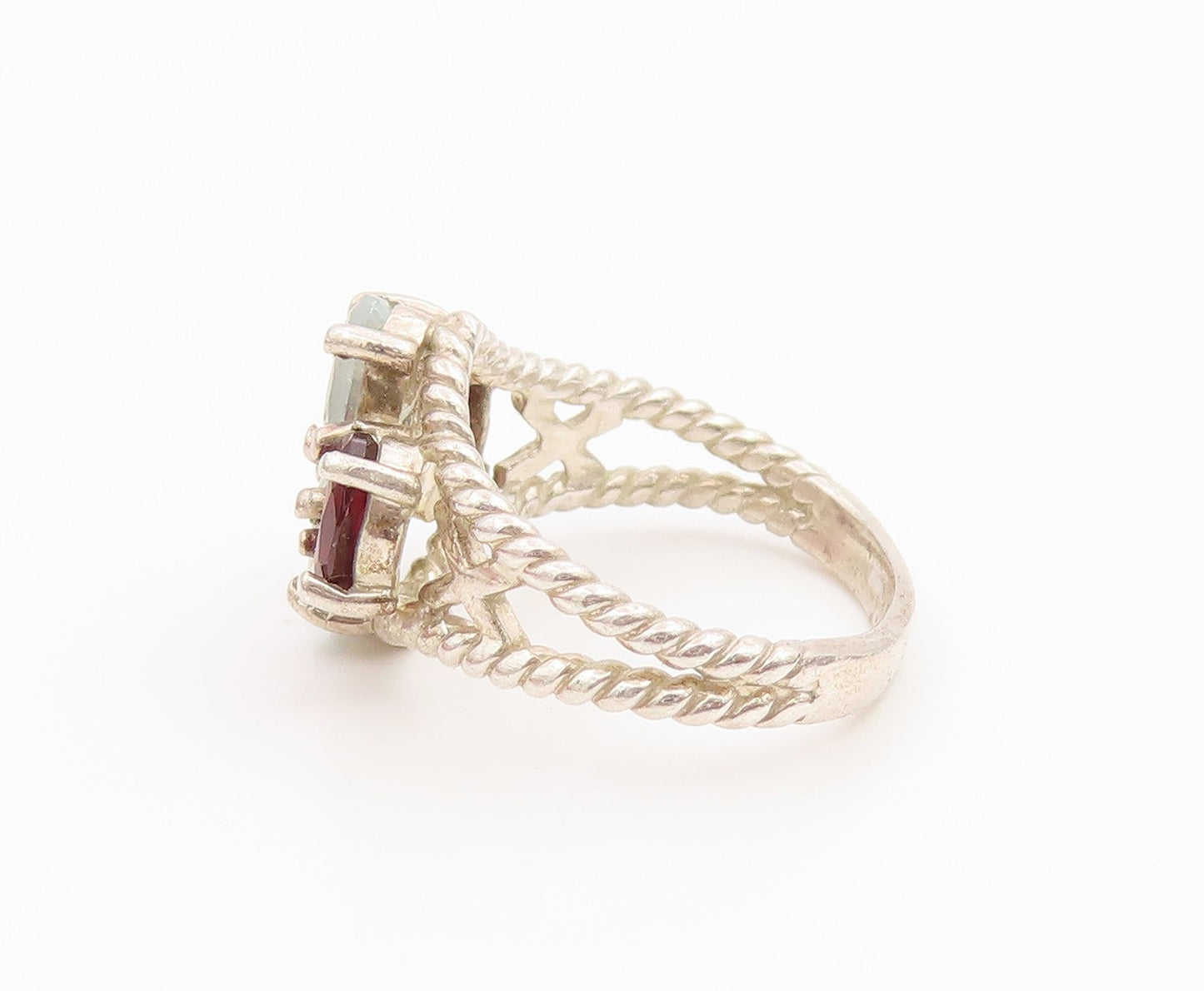 925 Sterling Silver Vintage Ring Elegant Garnet & Blue Topaz Band Sz 5.5 RG35455