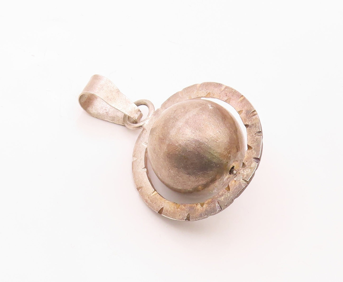 925 Sterling Silver  Vintage Etched Detail Sphere Pendant (SPINS)  PT18581
