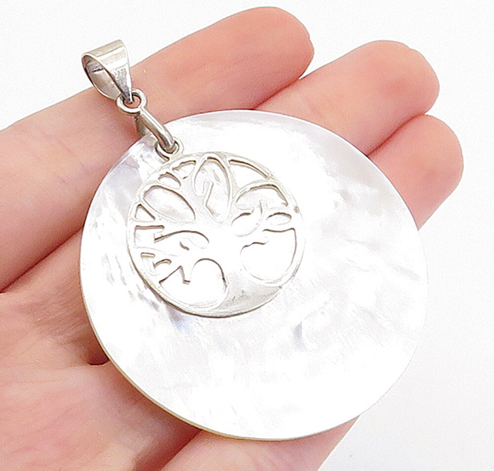 925 Sterling Silver  Shiny Round Mother Of Pearl Tree Of Life Pendant  PT5823