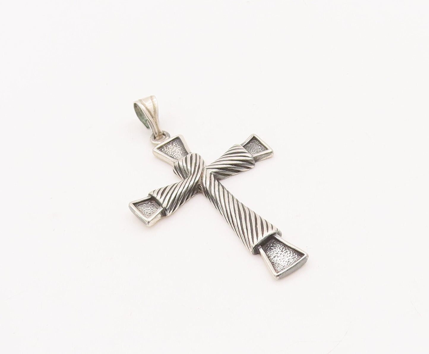 925 Sterling Silver Vintage Pendant Solid Grooved Religious Cross  PT23485