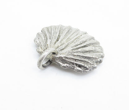 925 Sterling Silver  Vintage Clam Shell Scalloped Design Pendant  PT4235