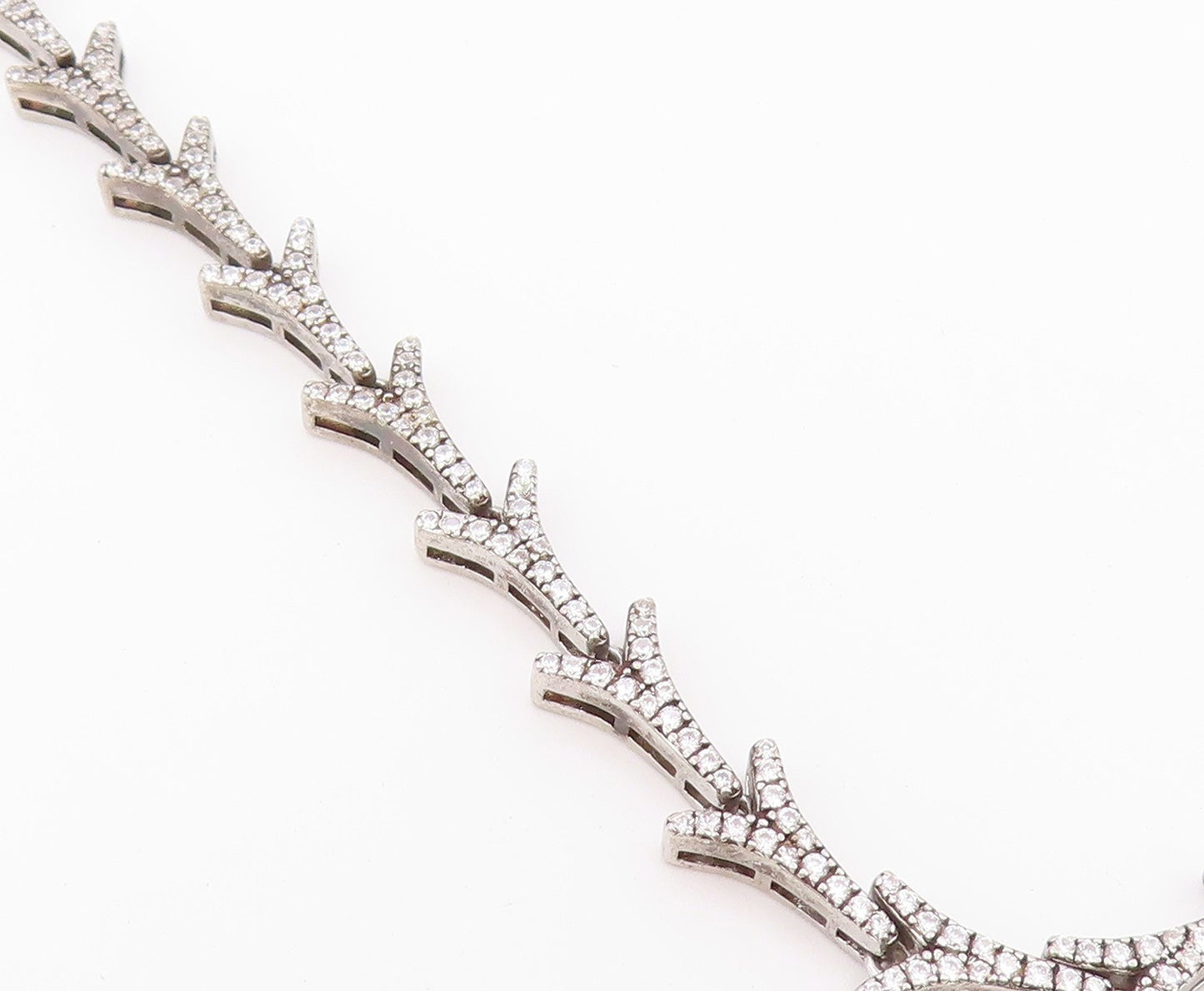 925 Sterling Silver Vintage Necklace CZ Classic Interlocking V Link Chain NE4916