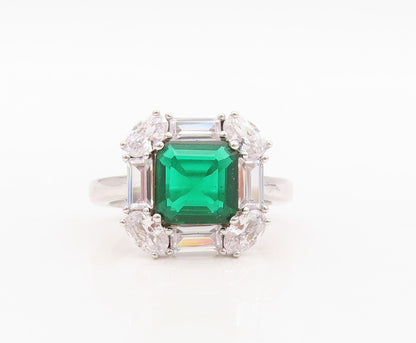 925 Sterling Silver Vintage Ring Square Green Halo White Topaz   Sz 7  RG30035