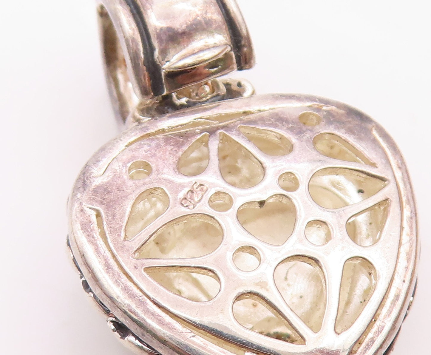 925 Sterling Silver  Vintage Shiny Two Tone Love Heart Cutout Pendant  PT16995