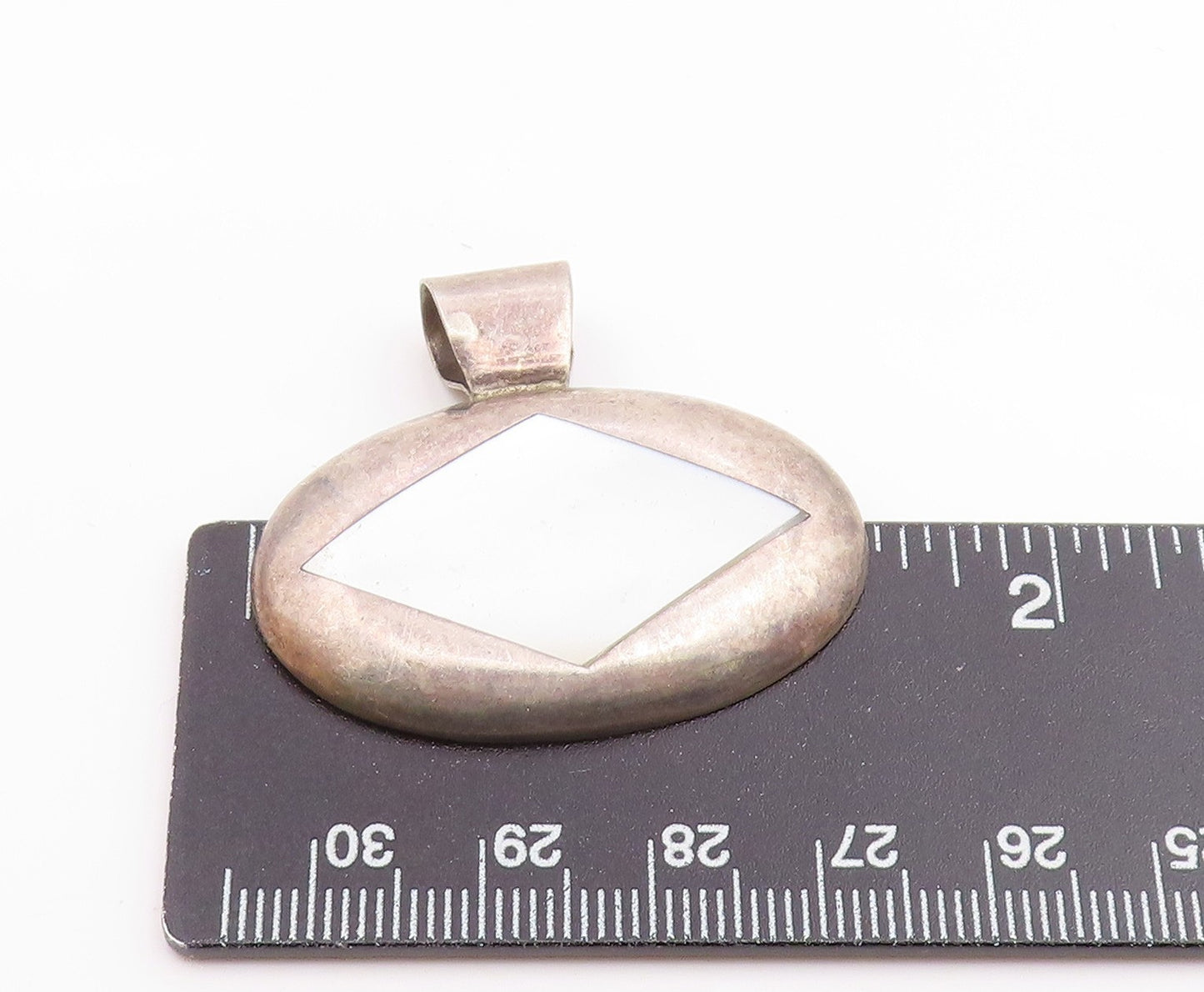 925 Sterling Silver  Vintage Diamond Shaped Mother Of Pearl Pendant  PT9403