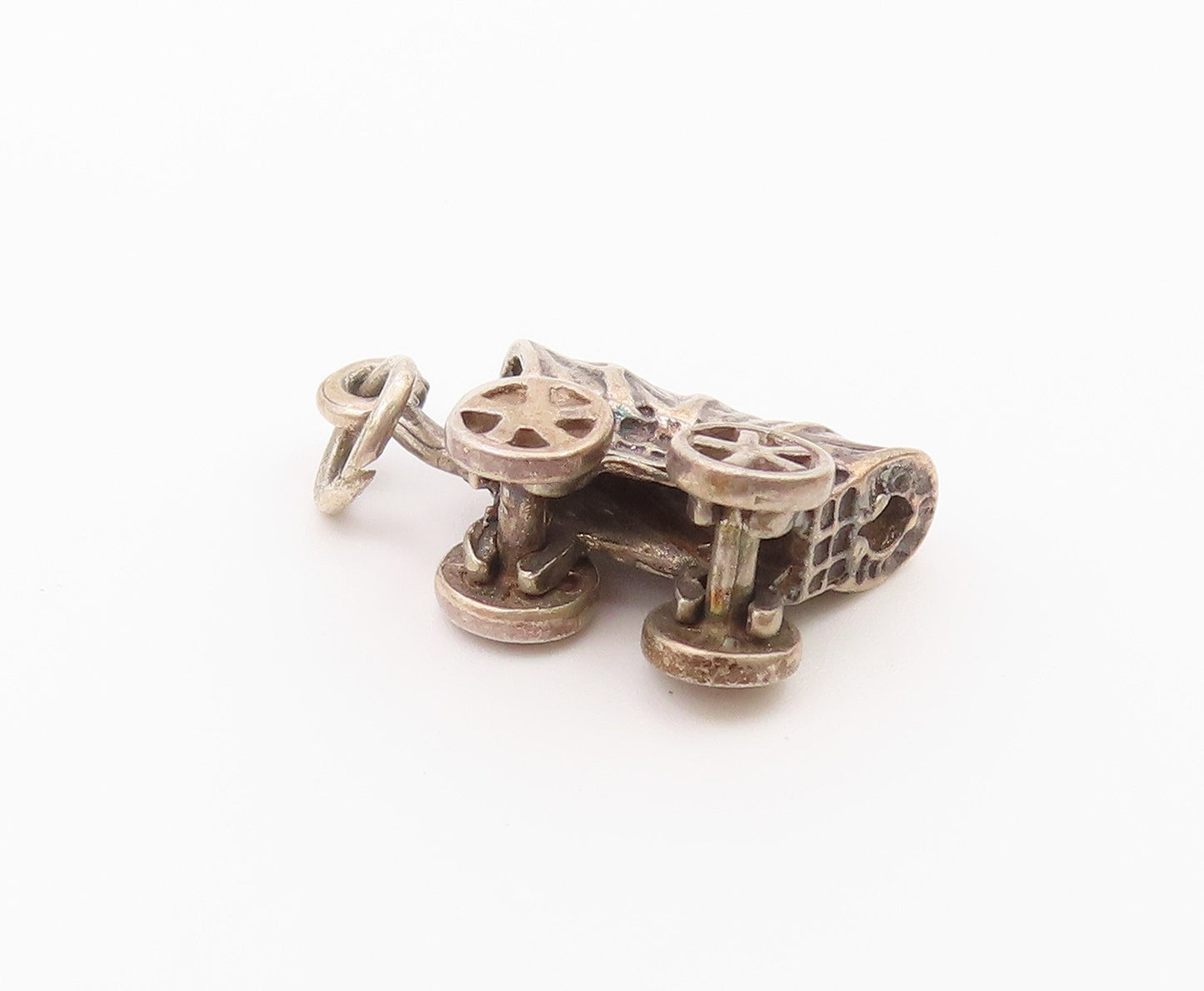 925 Sterling Silver  Vintage Petite Old Fashioned Carriage Pendant  PT18169