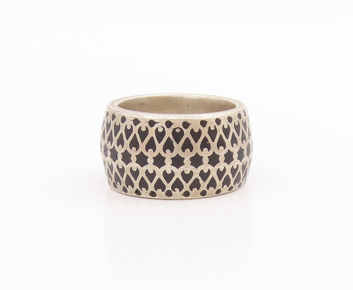925 Sterling Silver Vintage Ring Black Intricate Lattice Pattern  Sz 6  RG34494