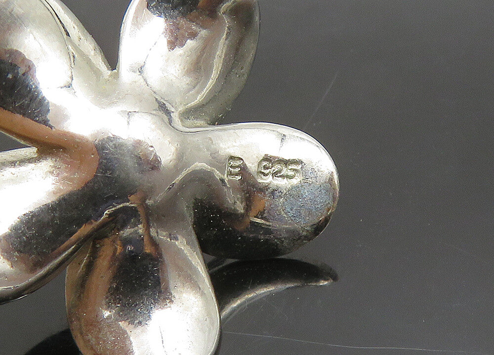 925 Sterling Silver  Vintage Cubic Zirconia Flower Motif Pendant  PT19316