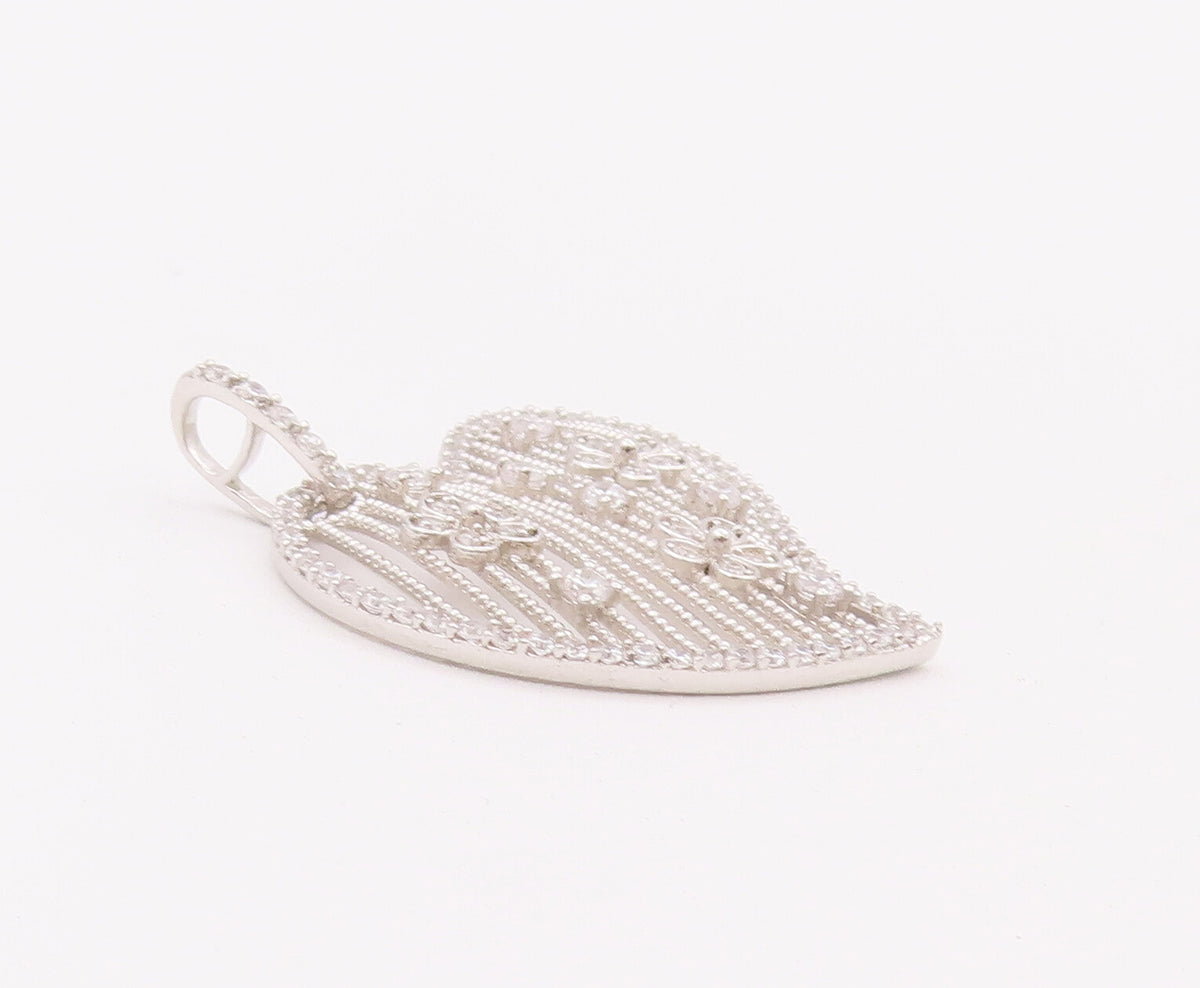925 Sterling Silver Vintage Pendant Cutout CZ Heart & Grilled Flowers  PT22805