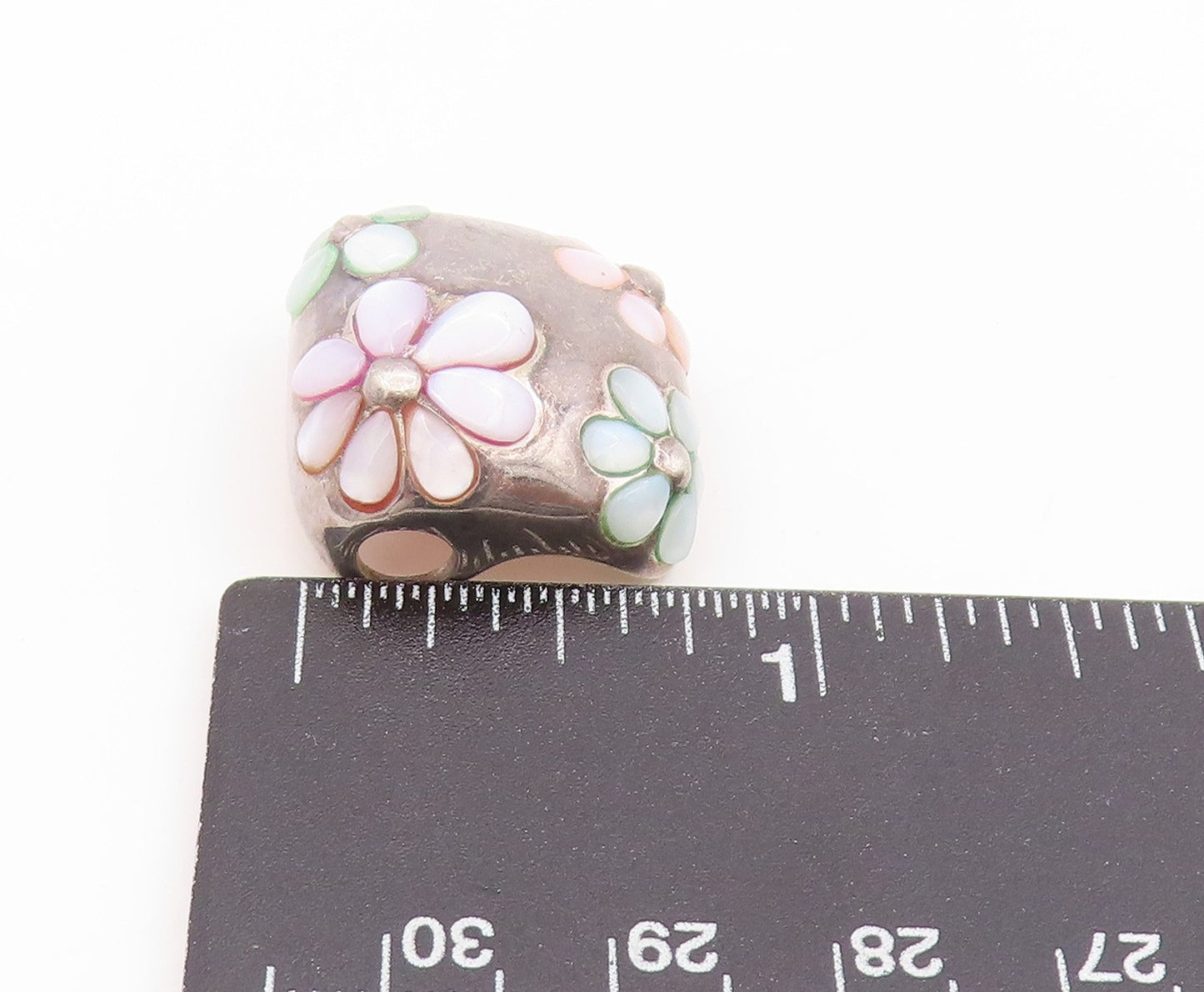 925 Sterling Silver Vintage Pendant Opal Inlay Daisy Flower Motif Charm  PT25822