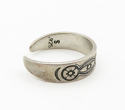 SHUBE 925 Sterling Silver Vintage Floral Pattern Petite Band Ring Sz 5.5 RG15238