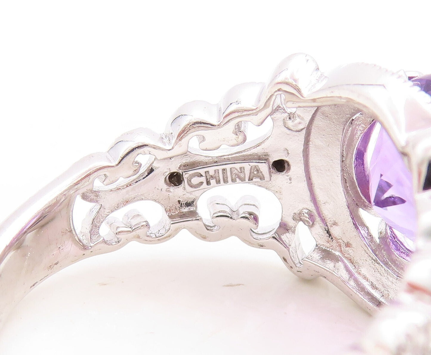 925 Sterling Silver Vintage Ring Swirly Carved Round Cut Amethyst  Sz 9  RG31387