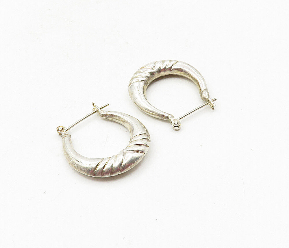 925 Sterling Silver  Vintage Shiny Hollow Fluted Detail Hoop Earrings  EG4722
