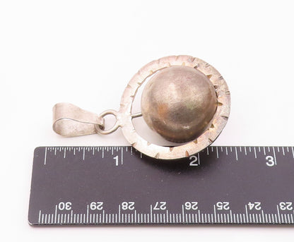 925 Sterling Silver  Vintage Etched Detail Sphere Pendant (SPINS)  PT18581