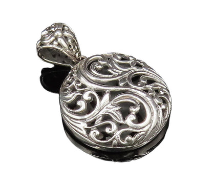 925 Sterling Silver  Vintage Openwork Floral Vine Round Pendant  PT21501
