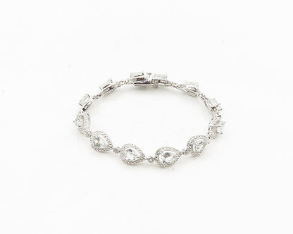 925 Sterling Silver  Genuine Diamond & Topaz Tear Drop Chain Bracelet  BT7251