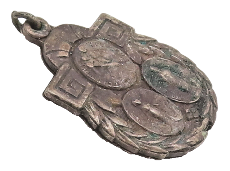 925 Sterling Silver Vintage Pendant Antique Oval Religious Carved OPENS  PT22539