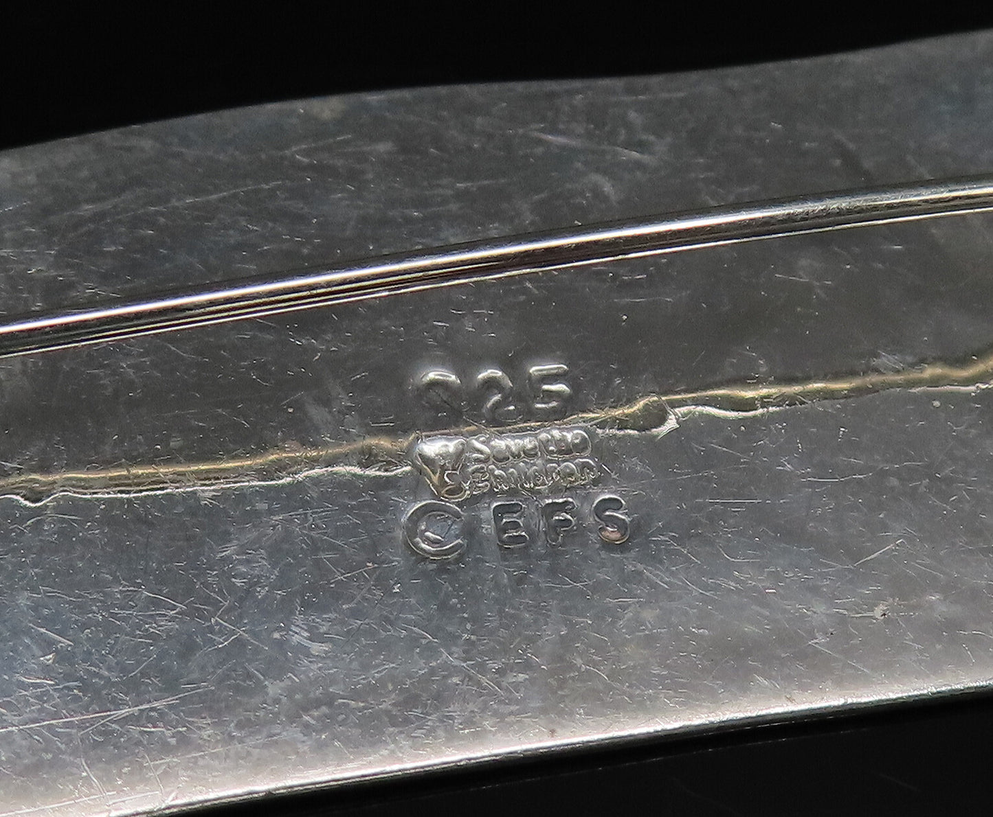 EFS MEXICO 925 Silver  Vintage Students Holding Hands Brooch Pin  BP9938